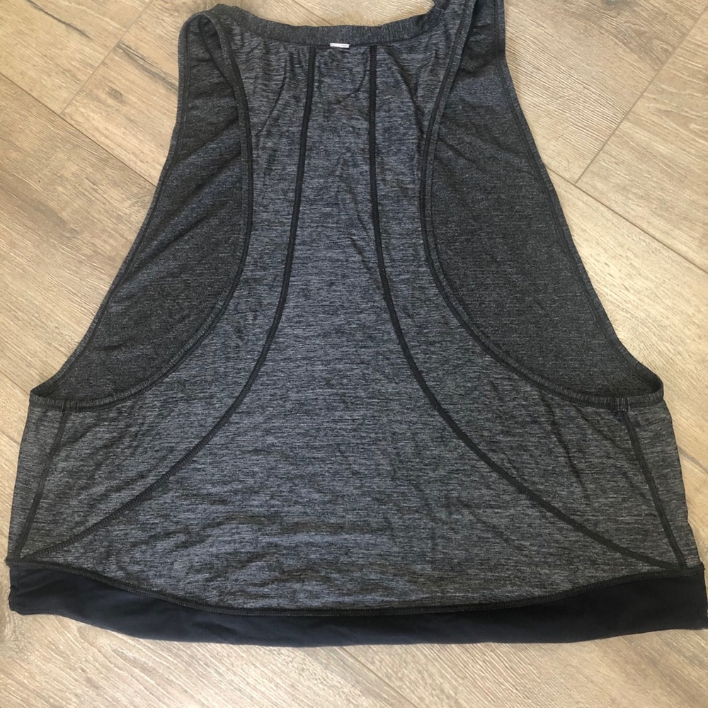 LULULEMON TANK🍋 - Picture 2 of 3